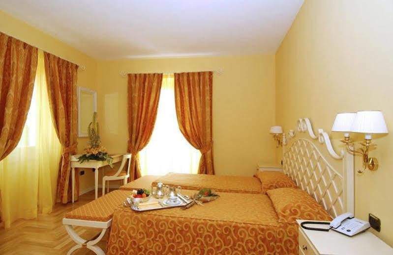 Sofia 4* Gardone Riviera