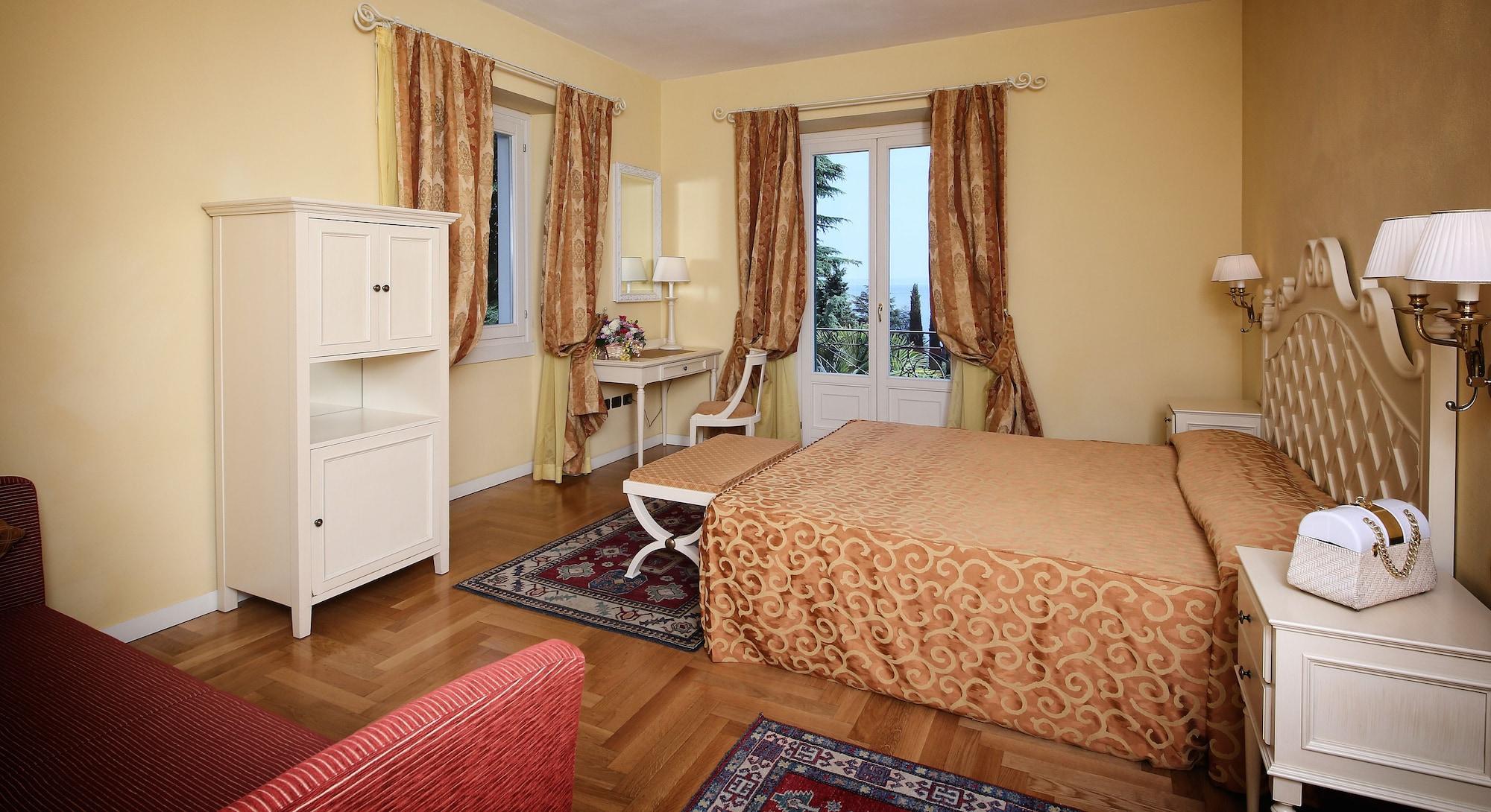 Hotel Sofia Gardone Riviera